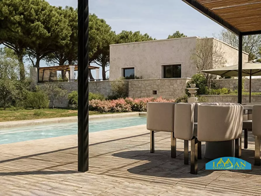 Immagine 45 di Villa in vendita  in Contrada Abate Nicola Grande a Ceglie Messapico