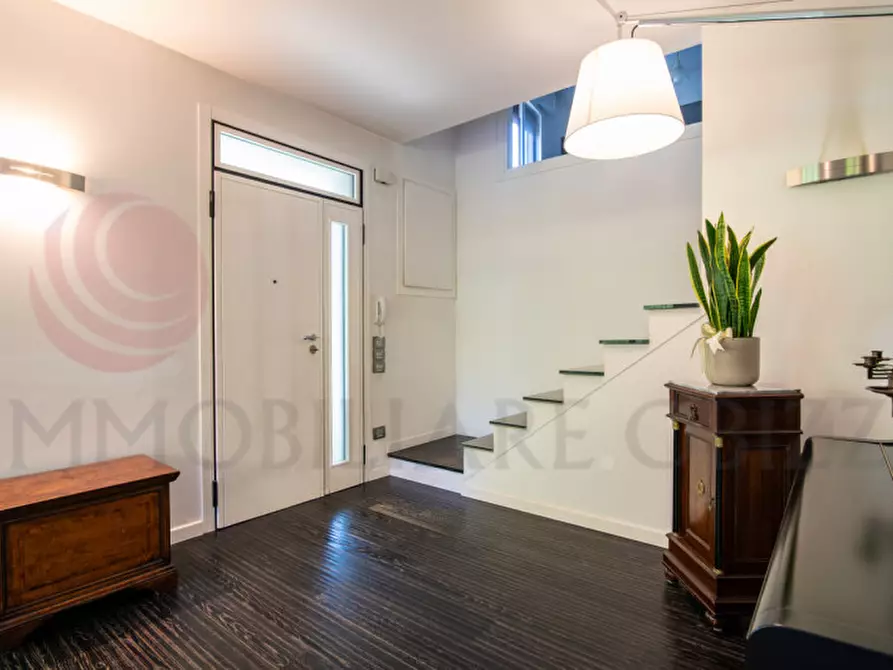 Immagine 1 di Casa bifamiliare in vendita  in Via Vittore Ghislandi a Abano Terme