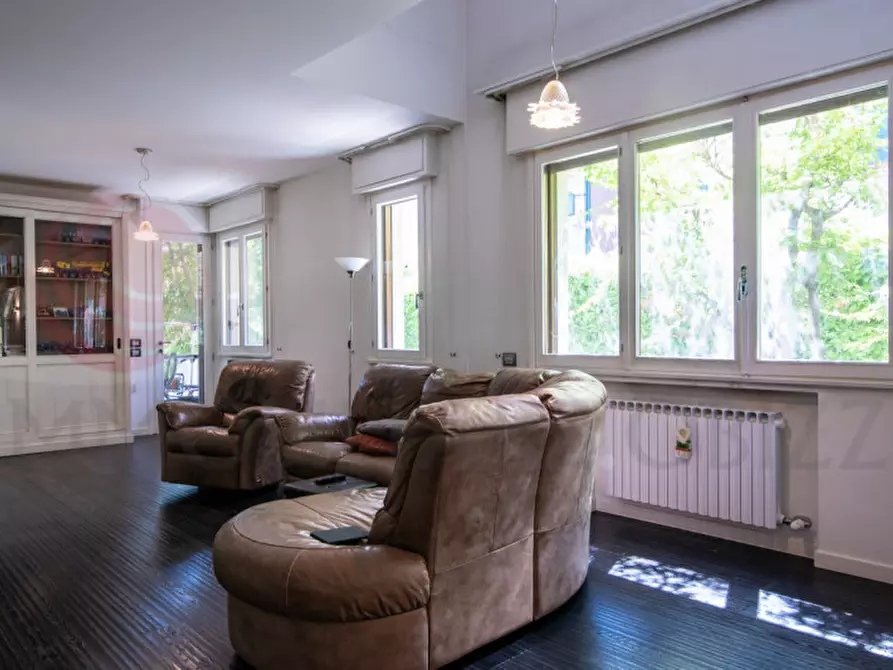 Immagine 2 di Casa bifamiliare in vendita  in Via Vittore Ghislandi a Abano Terme