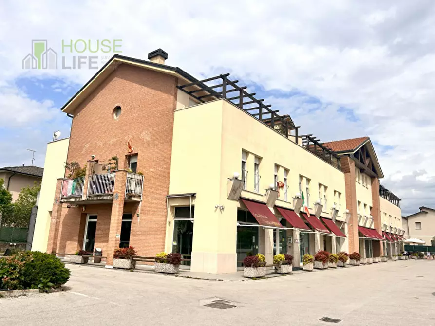 Immagine 7 di Negozio in affitto  in Viale della Repubblica, 14 a Sandrigo