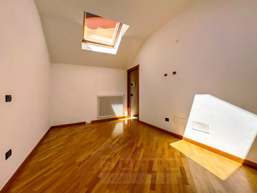 Immagine 9 di Villetta a schiera in vendita  in Via per Magognino 31/b a Belgirate