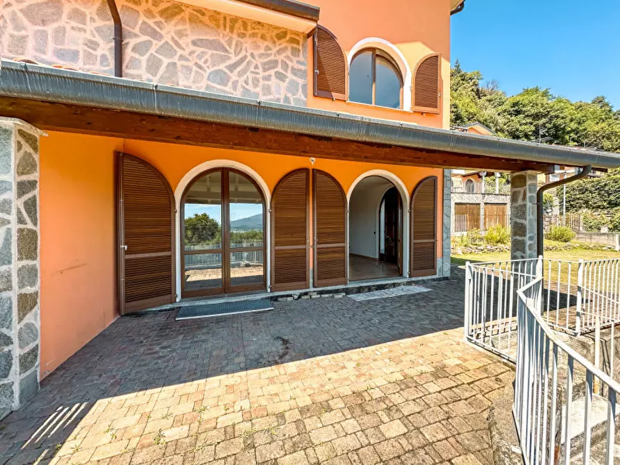 Immagine 19 di Villetta a schiera in vendita  in Via per Magognino 31/b a Belgirate