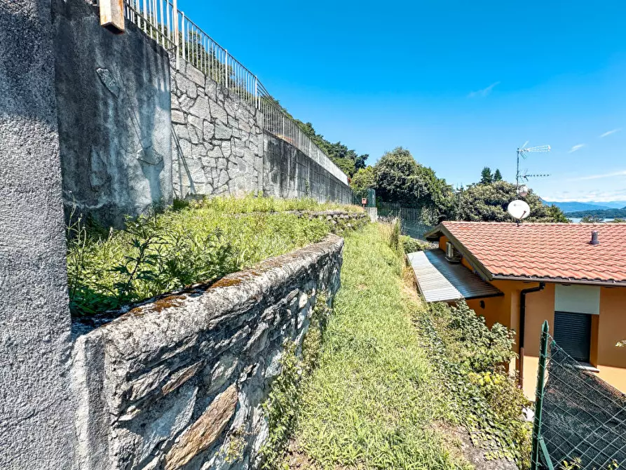 Immagine 22 di Villetta a schiera in vendita  in Via per Magognino 31/b a Belgirate