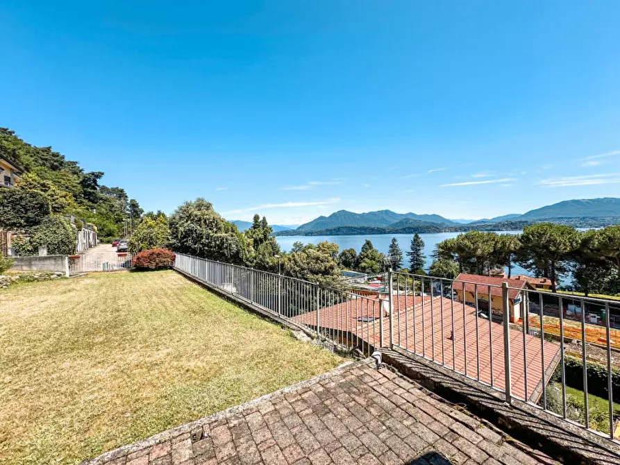 Immagine 24 di Villetta a schiera in vendita  in Via per Magognino 31/b a Belgirate