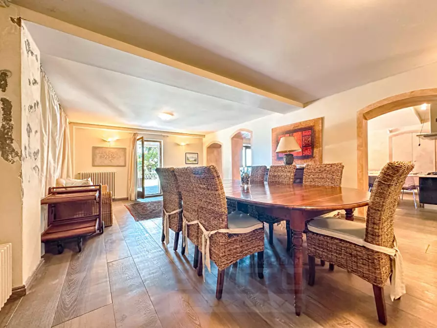 Immagine 12 di Villa in vendita  in Ss33 del sempione 77 a Belgirate