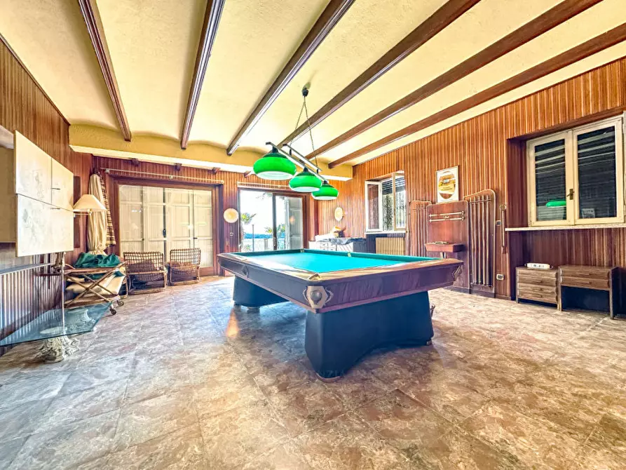 Immagine 14 di Villa in vendita  in Ss33 del sempione 77 a Belgirate