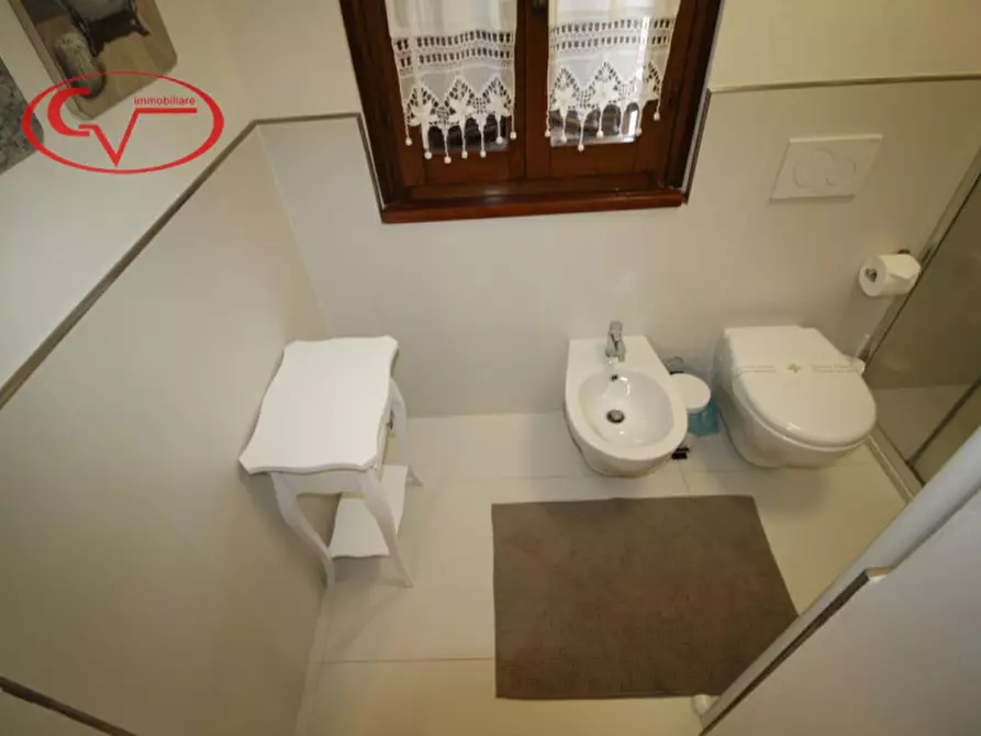 Immagine 11 di Appartamento in vendita  in Piazza del Comune a Laterina Pergine Valdarno