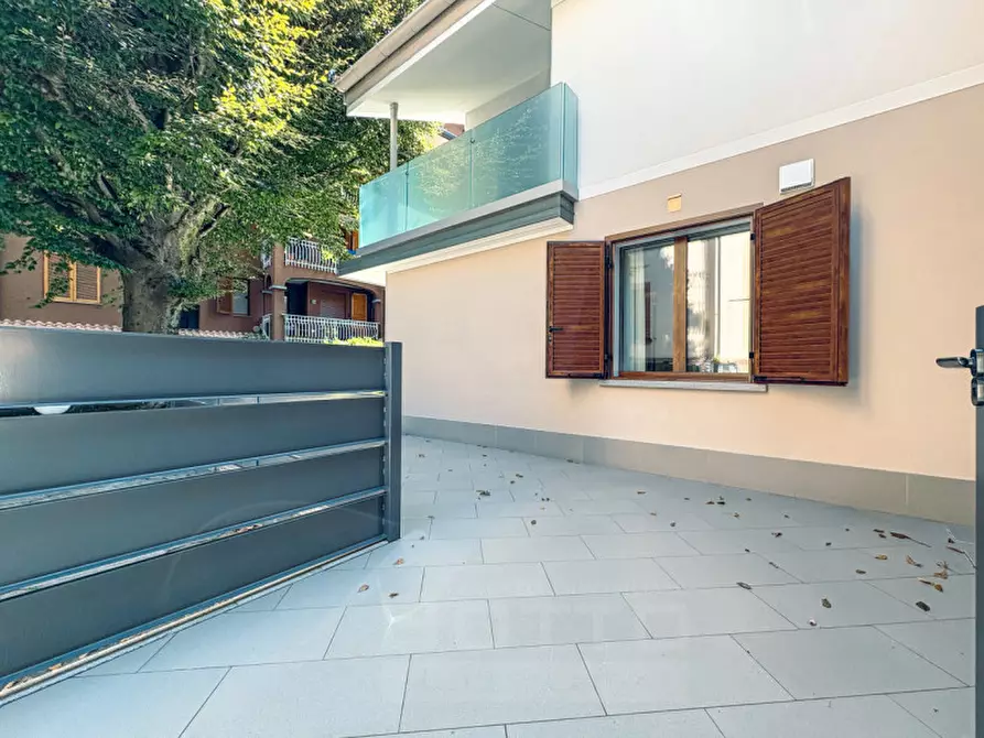 Immagine 15 di Casa indipendente in vendita  in Via Duchessa di Genova n.61/b a Stresa