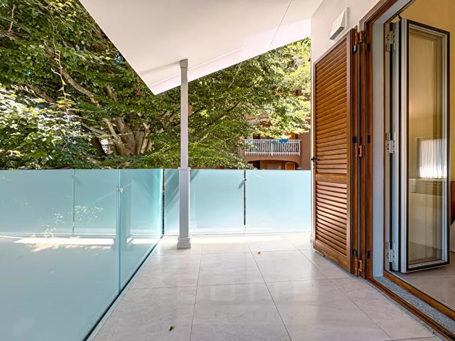 Immagine 23 di Casa indipendente in vendita  in Via Duchessa di Genova n.61/b a Stresa