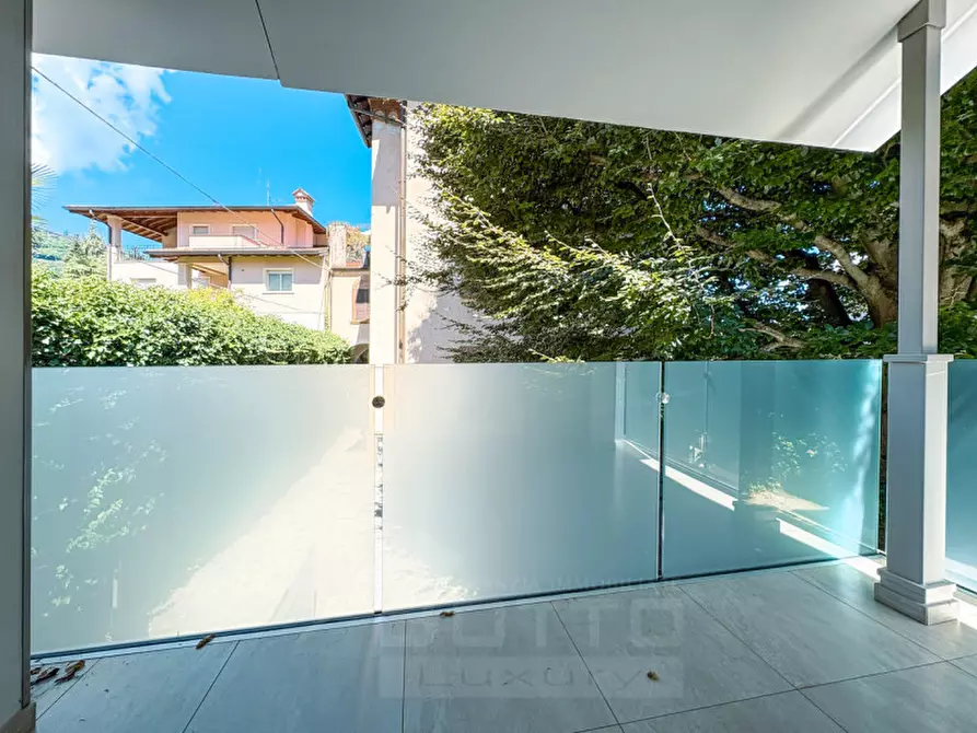 Immagine 24 di Casa indipendente in vendita  in Via Duchessa di Genova n.61/b a Stresa