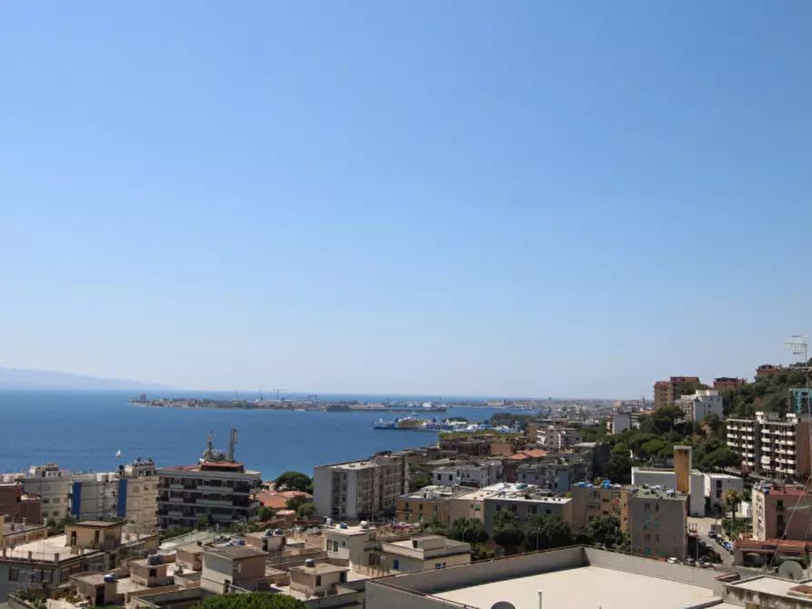 Immagine 1 di Appartamento in vendita  in via dei tigli 2 a Messina