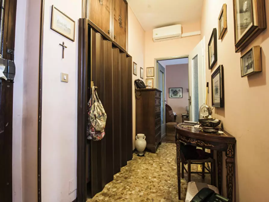 Immagine 4 di Appartamento in vendita  in Via Nizza 369 a Torino