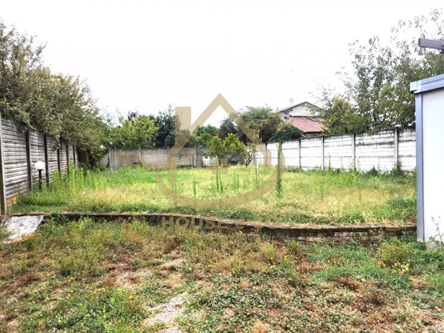 Immagine 19 di Appartamento in vendita  in Via Montebello 84 a Cassolnovo