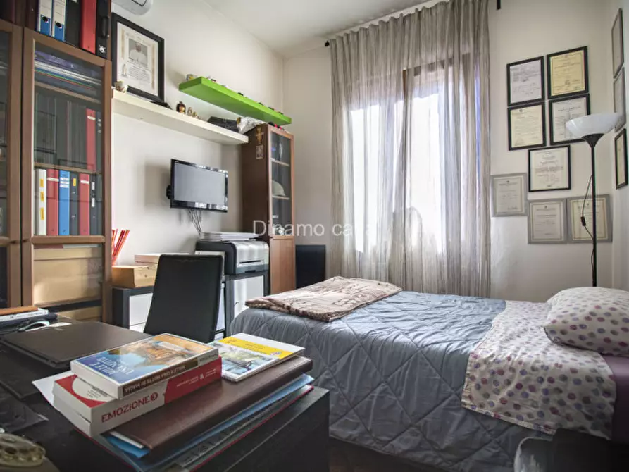 Immagine 5 di Casa indipendente in vendita  in Via Andrea Guazzalotri a Prato