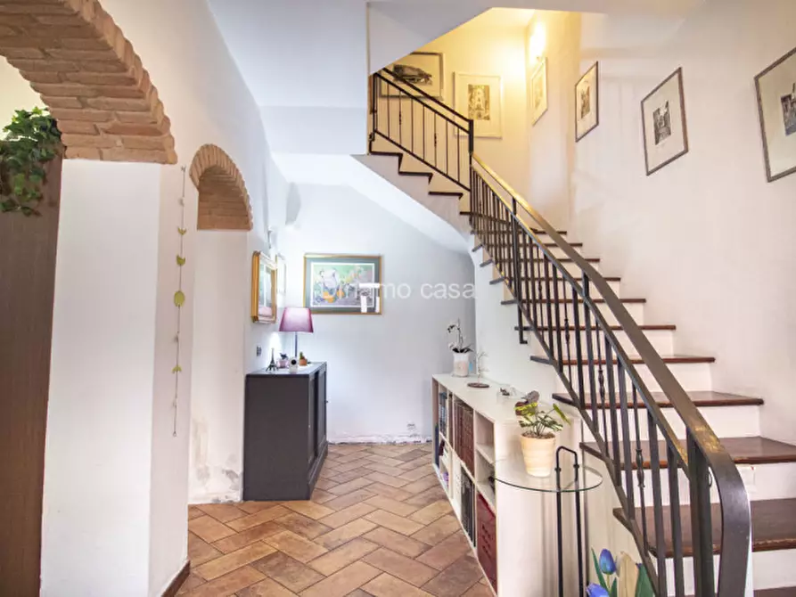 Immagine 13 di Casa indipendente in vendita  in Via Andrea Guazzalotri a Prato