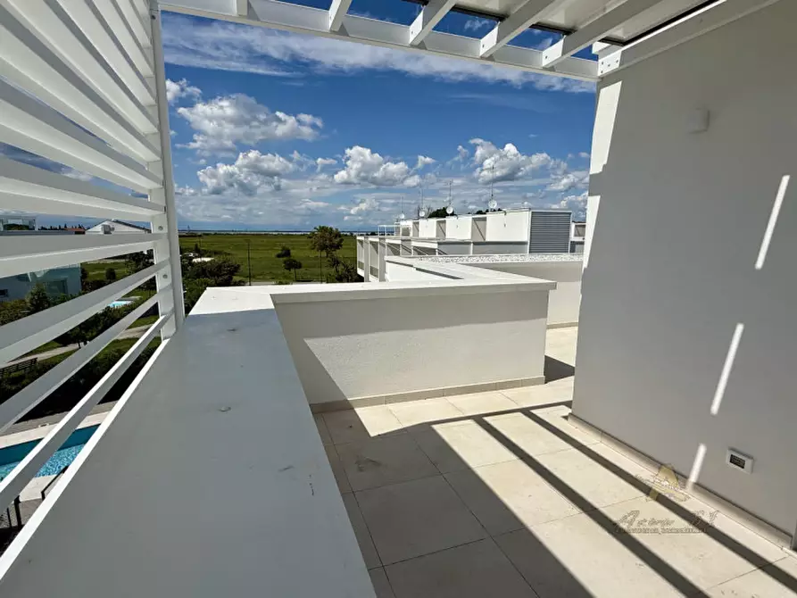 Immagine 15 di Villetta a schiera in vendita  in Viale Europa a Lignano Sabbiadoro