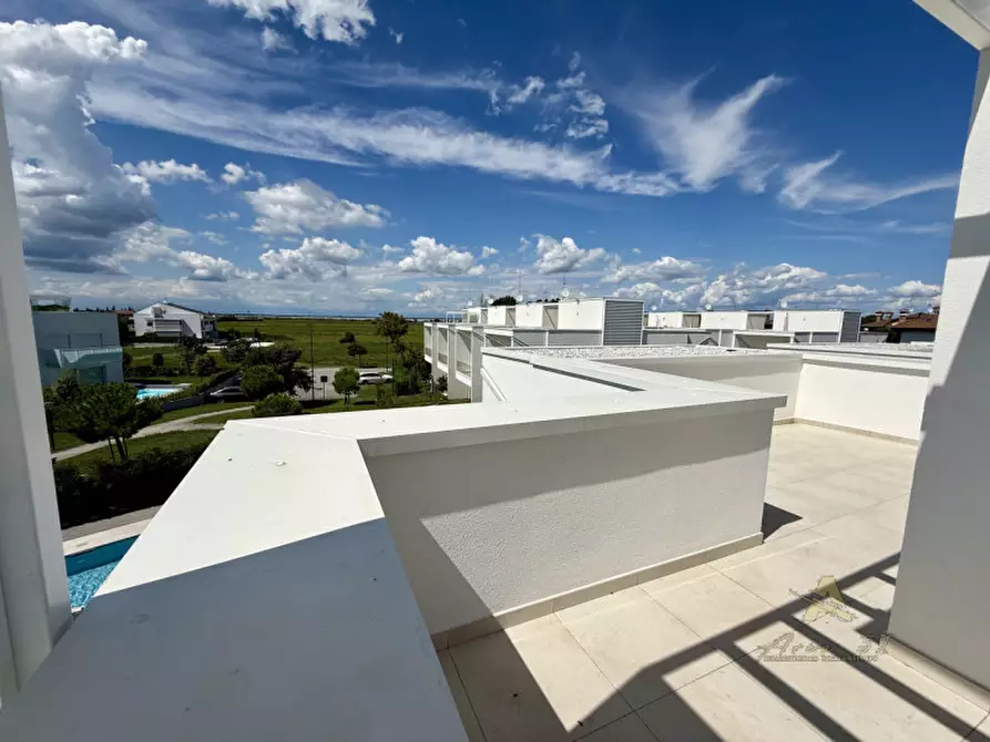 Immagine 16 di Villetta a schiera in vendita  in Viale Europa a Lignano Sabbiadoro