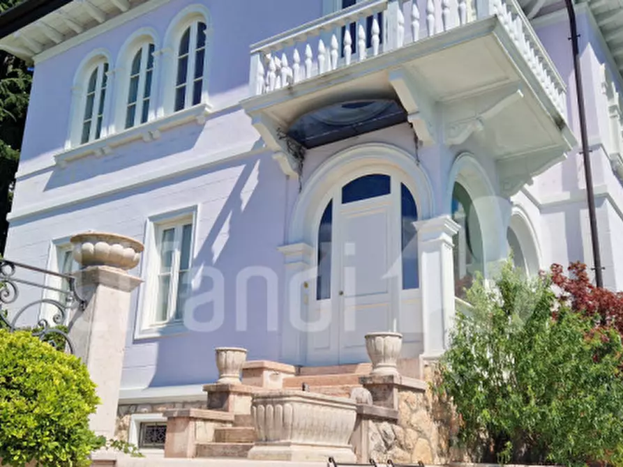 Immagine 2 di Villa in vendita  a San Zeno Di Montagna