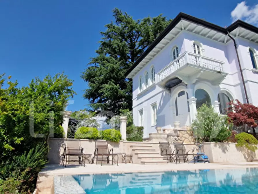 Immagine 4 di Villa in vendita  a San Zeno Di Montagna