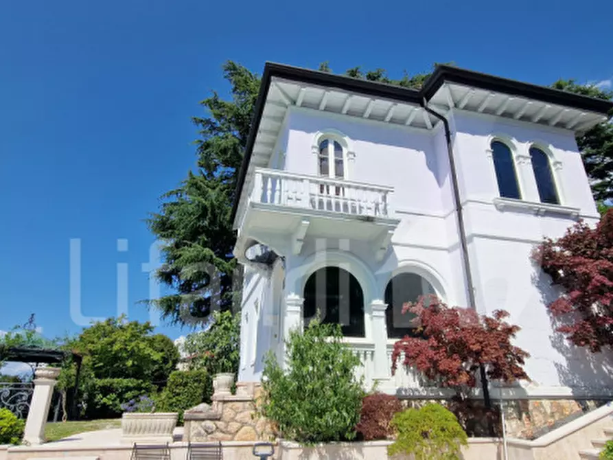 Immagine 5 di Villa in vendita  a San Zeno Di Montagna