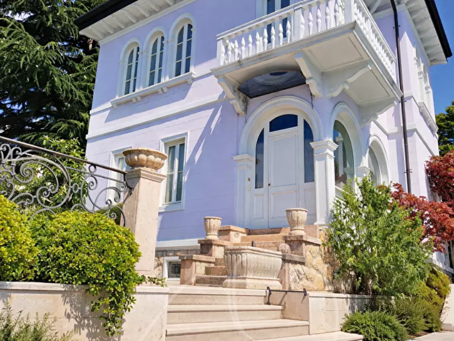 Immagine 7 di Villa in vendita  a San Zeno Di Montagna