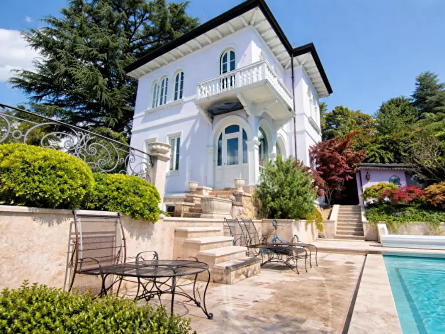 Immagine 8 di Villa in vendita  a San Zeno Di Montagna