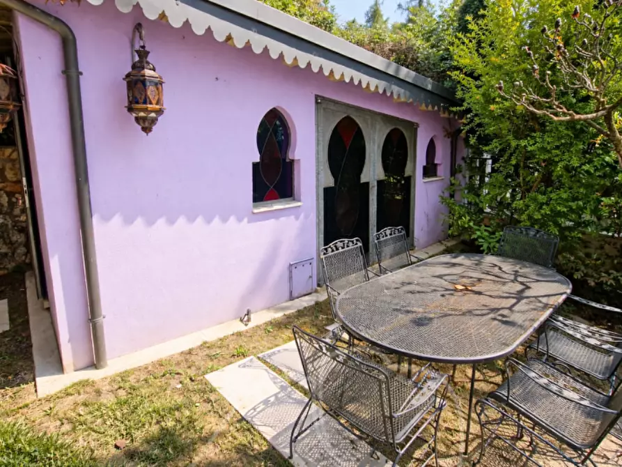 Immagine 11 di Villa in vendita  a San Zeno Di Montagna