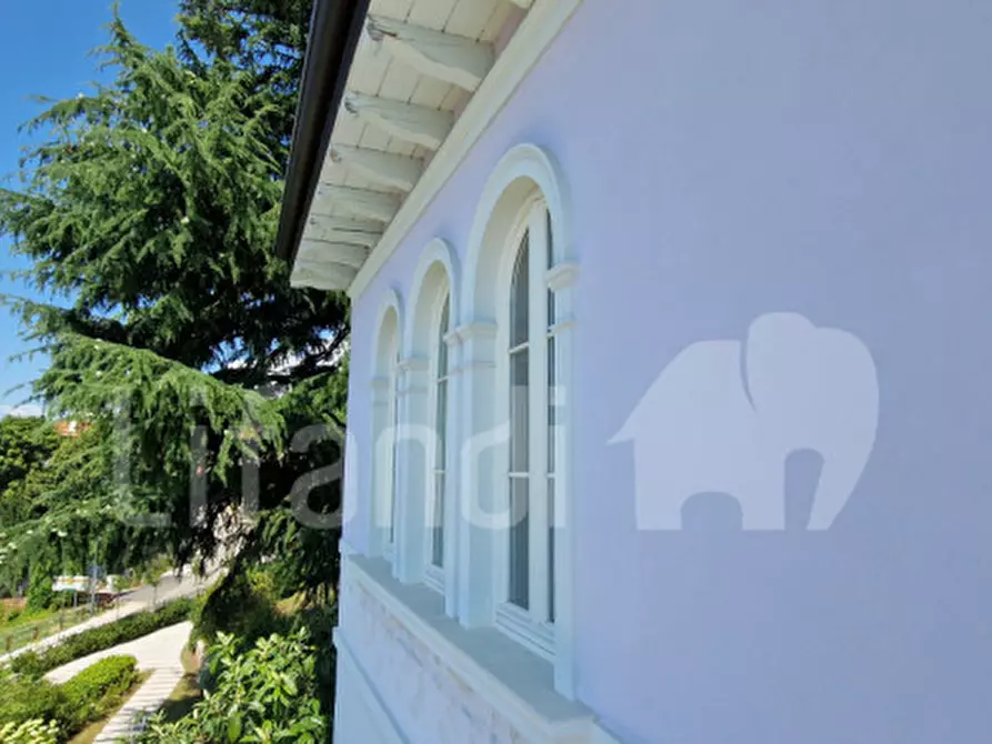 Immagine 18 di Villa in vendita  a San Zeno Di Montagna