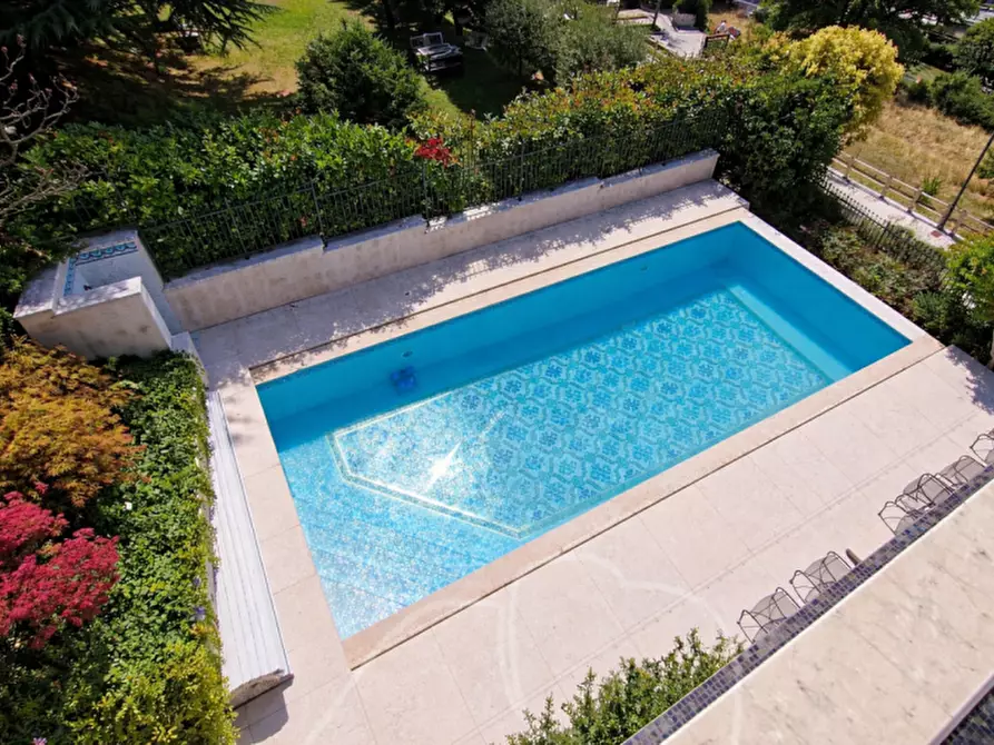 Immagine 19 di Villa in vendita  a San Zeno Di Montagna