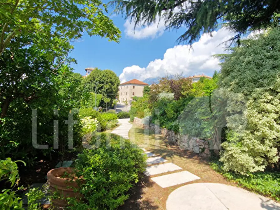 Immagine 27 di Villa in vendita  a San Zeno Di Montagna