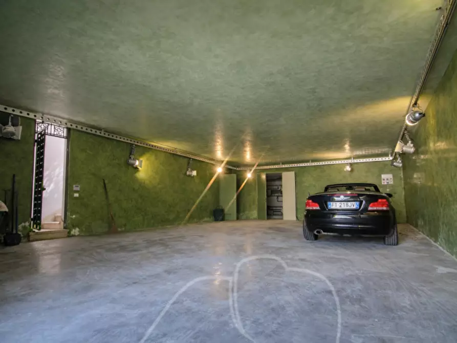 Immagine 29 di Villa in vendita  a San Zeno Di Montagna