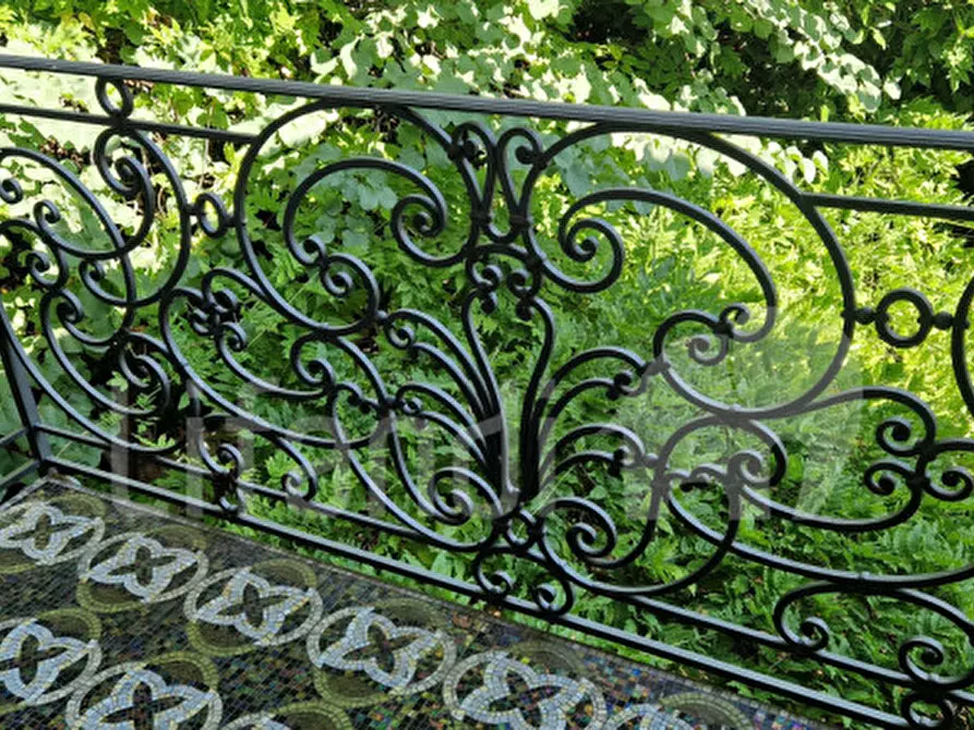 Immagine 36 di Villa in vendita  a San Zeno Di Montagna