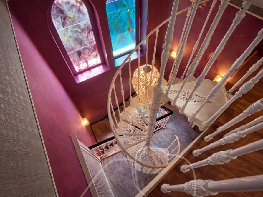 Immagine 36 di Villa in vendita  a San Zeno Di Montagna