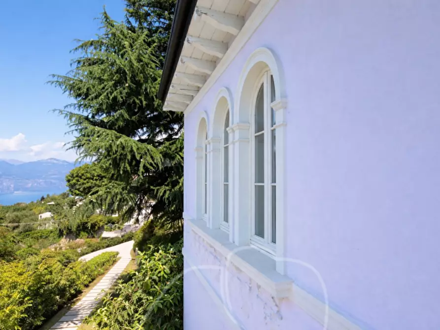 Immagine 42 di Villa in vendita  a San Zeno Di Montagna