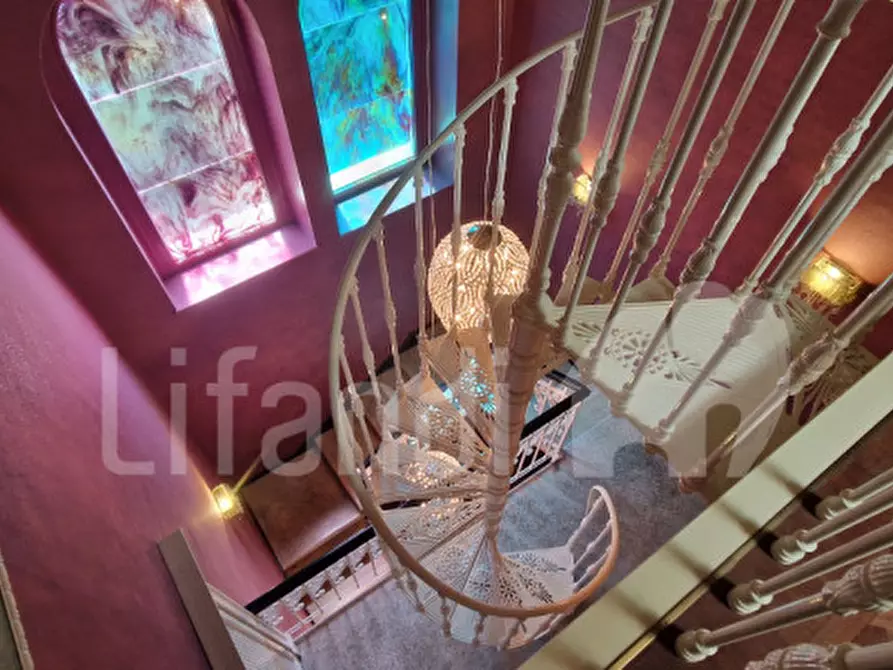 Immagine 44 di Villa in vendita  a San Zeno Di Montagna