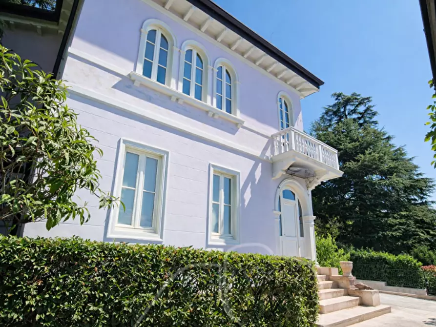Immagine 48 di Villa in vendita  a San Zeno Di Montagna