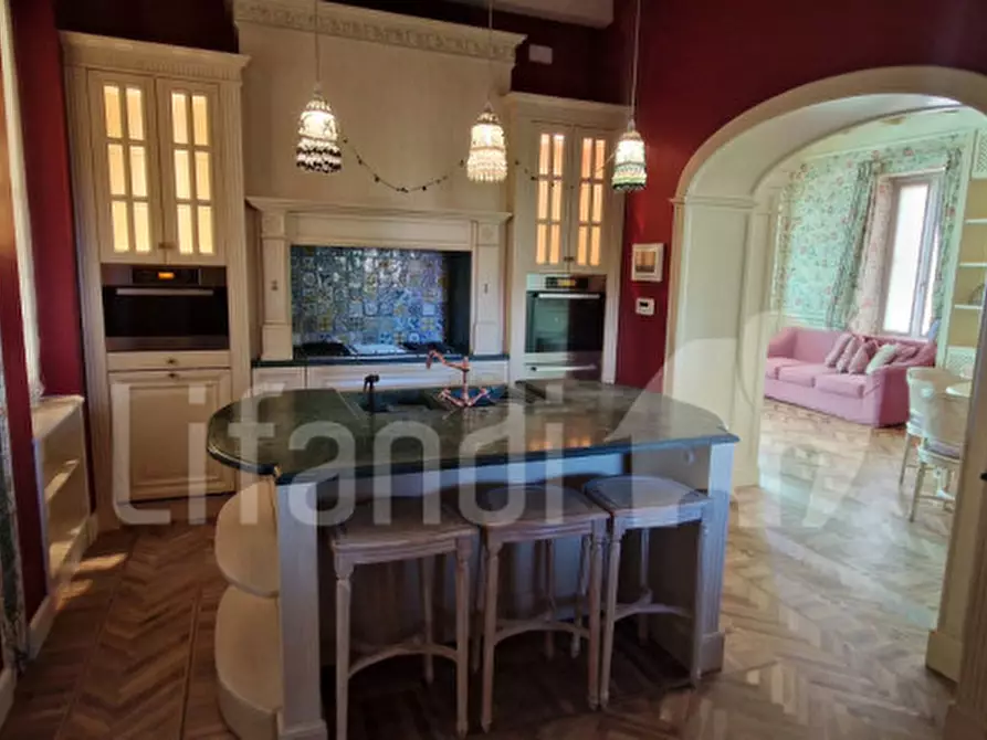 Immagine 50 di Villa in vendita  a San Zeno Di Montagna