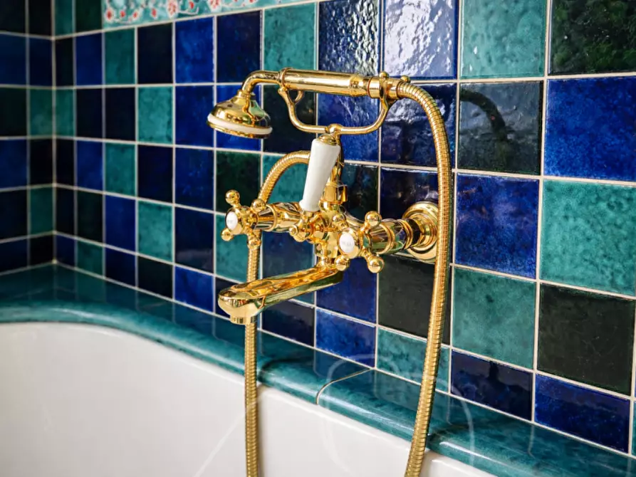 Immagine 51 di Villa in vendita  a San Zeno Di Montagna