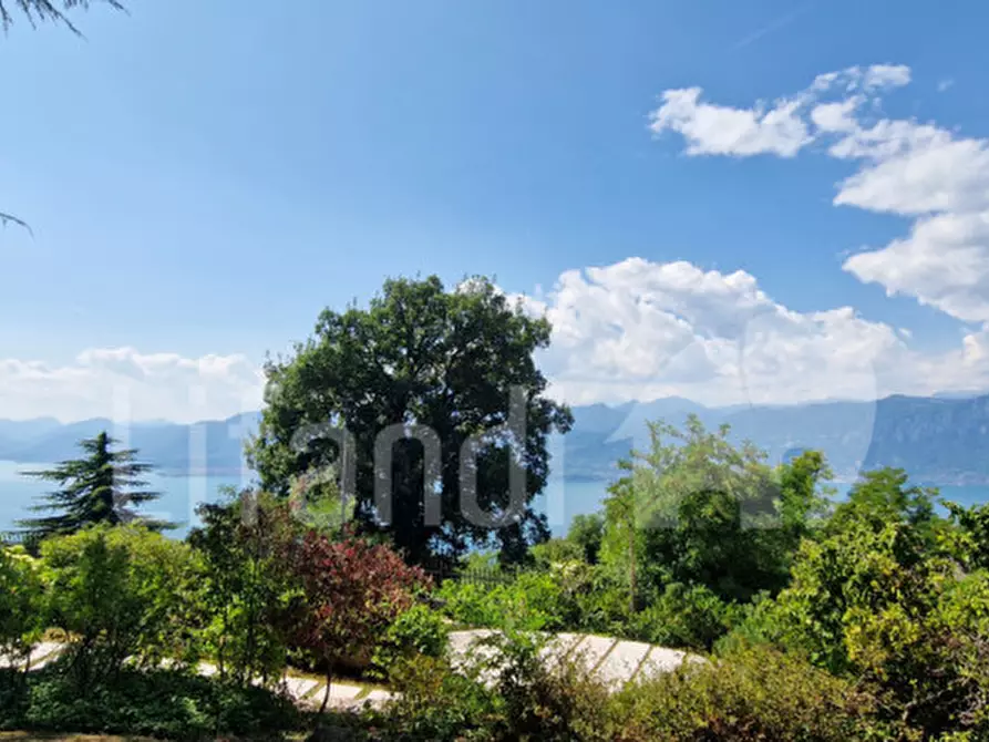 Immagine 57 di Villa in vendita  a San Zeno Di Montagna