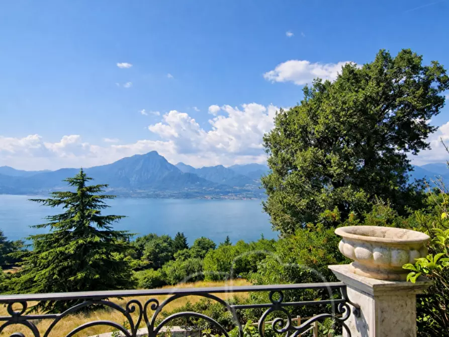 Immagine 63 di Villa in vendita  a San Zeno Di Montagna