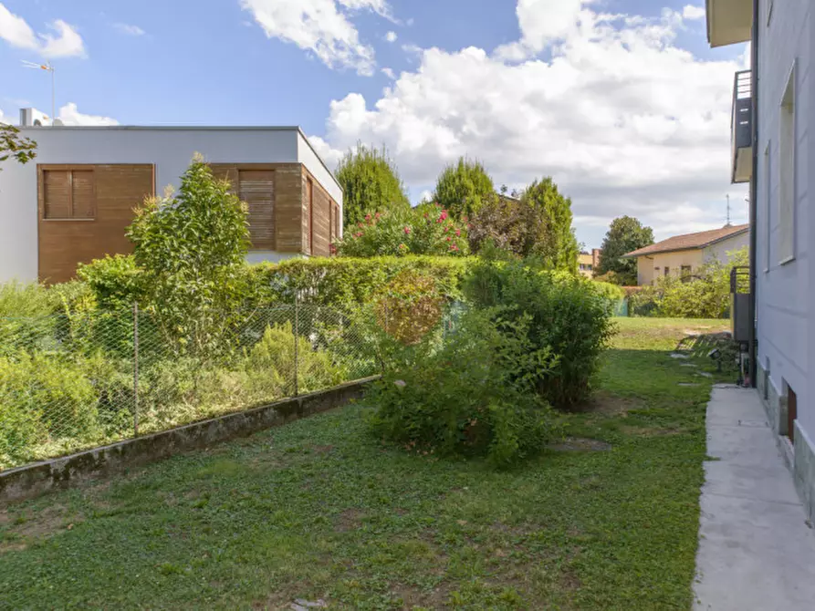 Immagine 67 di Appartamento in vendita  in Via Dei Tigli 23 a Gorgonzola