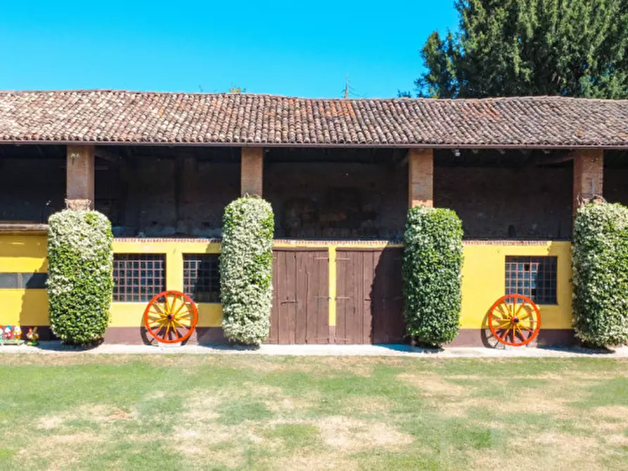 Immagine 7 di Villa in vendita  in Via Giordano Govanni Giassi 3 a Lonate Pozzolo