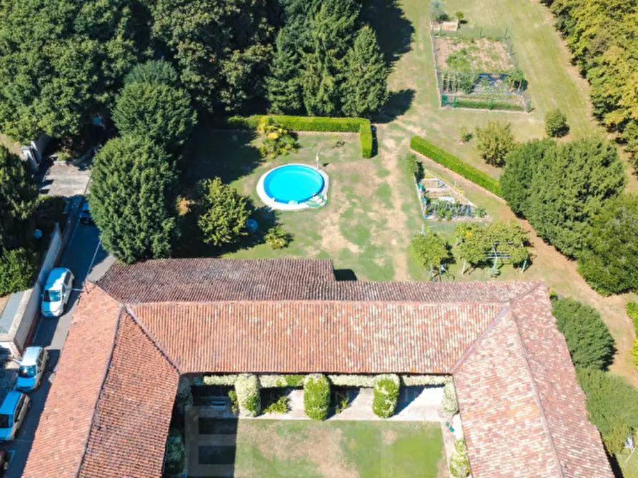 Immagine 13 di Villa in vendita  in Via Giordano Govanni Giassi 3 a Lonate Pozzolo