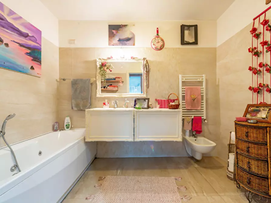 Immagine 9 di Villa in vendita  in Via Carlo Boscarato 10 a Roma