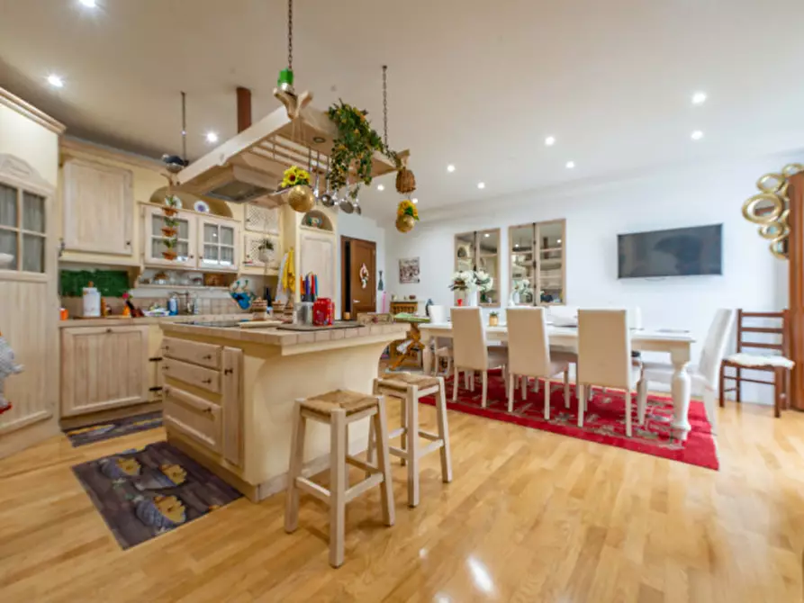 Immagine 12 di Villa in vendita  in Via Carlo Boscarato 10 a Roma