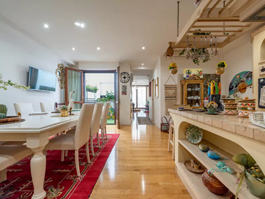 Immagine 13 di Villa in vendita  in Via Carlo Boscarato 10 a Roma