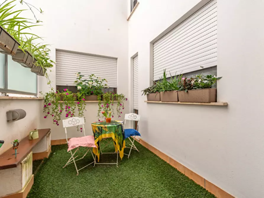 Immagine 14 di Villa in vendita  in Via Carlo Boscarato 10 a Roma