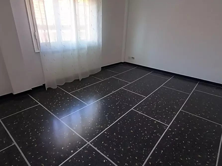 Immagine 2 di Appartamento in vendita  in Via Colonnello Enrico Franceschi a Chiavari