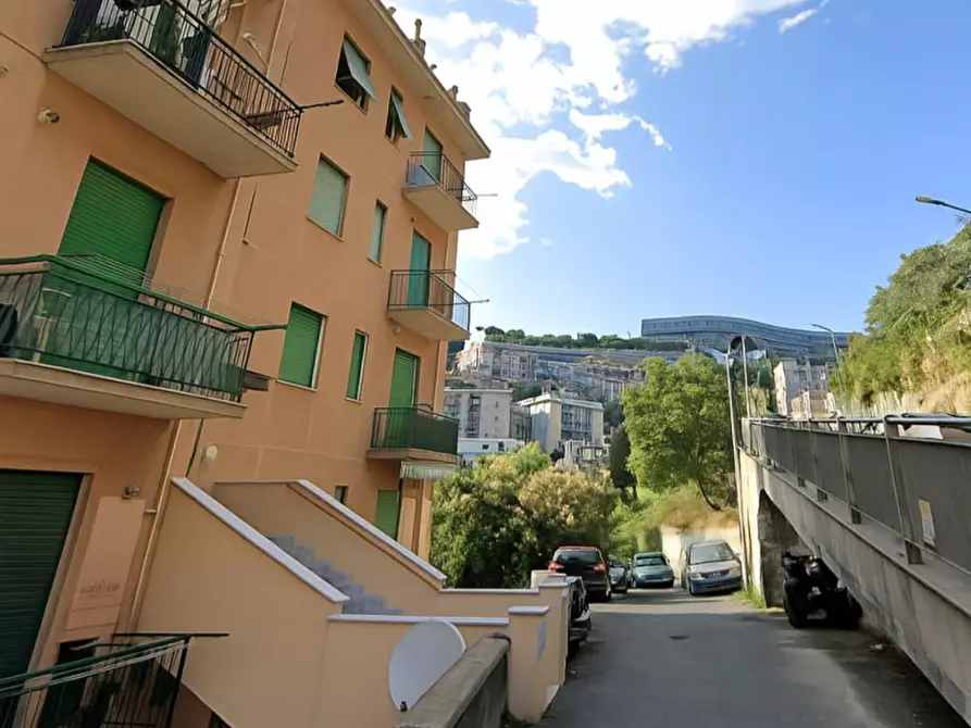 Immagine 2 di Appartamento in vendita  in Viale Virginia Centurione Bracelli a Genova