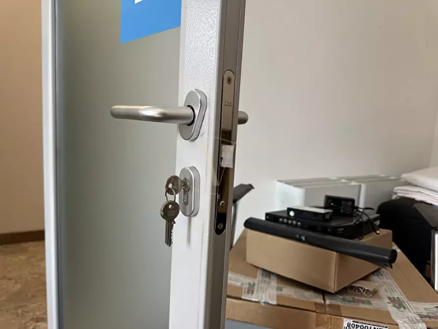 Immagine 2 di Ufficio in vendita  a Padova